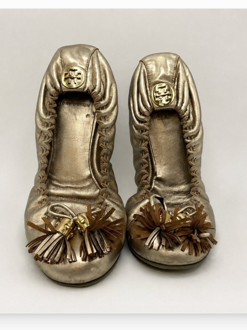 VTG Tory Burch Minnie Tassel Ballet Flats Metallic Gold Leather Sz 8 Flawed - Picture 1 of 7